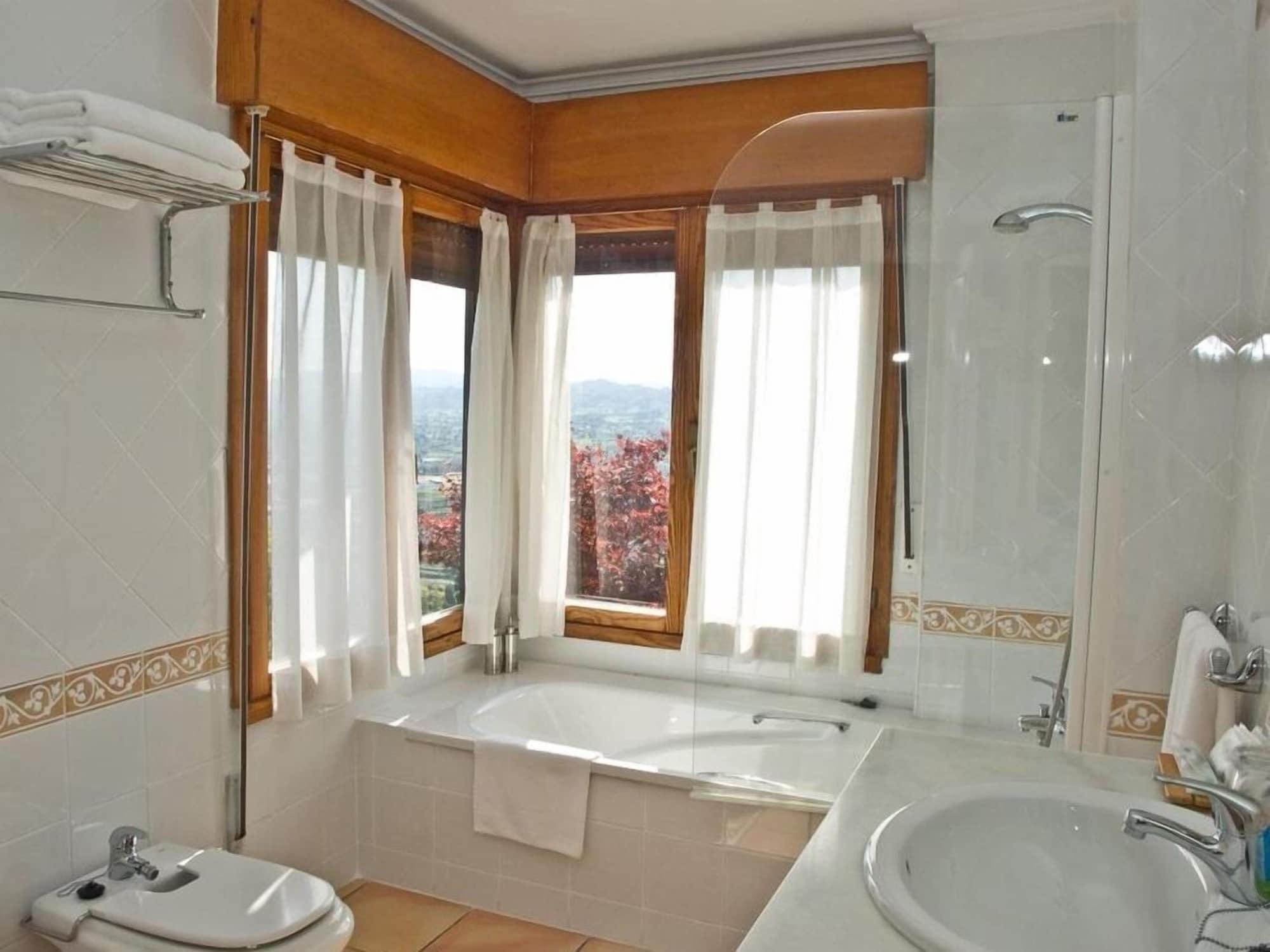 Hotel Casa Camila Oviedo Esterno foto